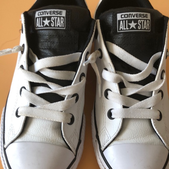 Converse White All Star Sneakers Sz 4 - Picture 5 of 5